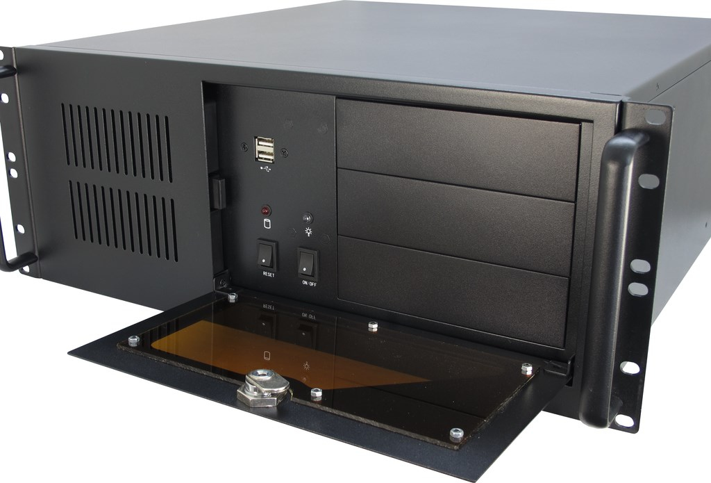 NetcamCenter VMS Server bis zu 48 Kameras