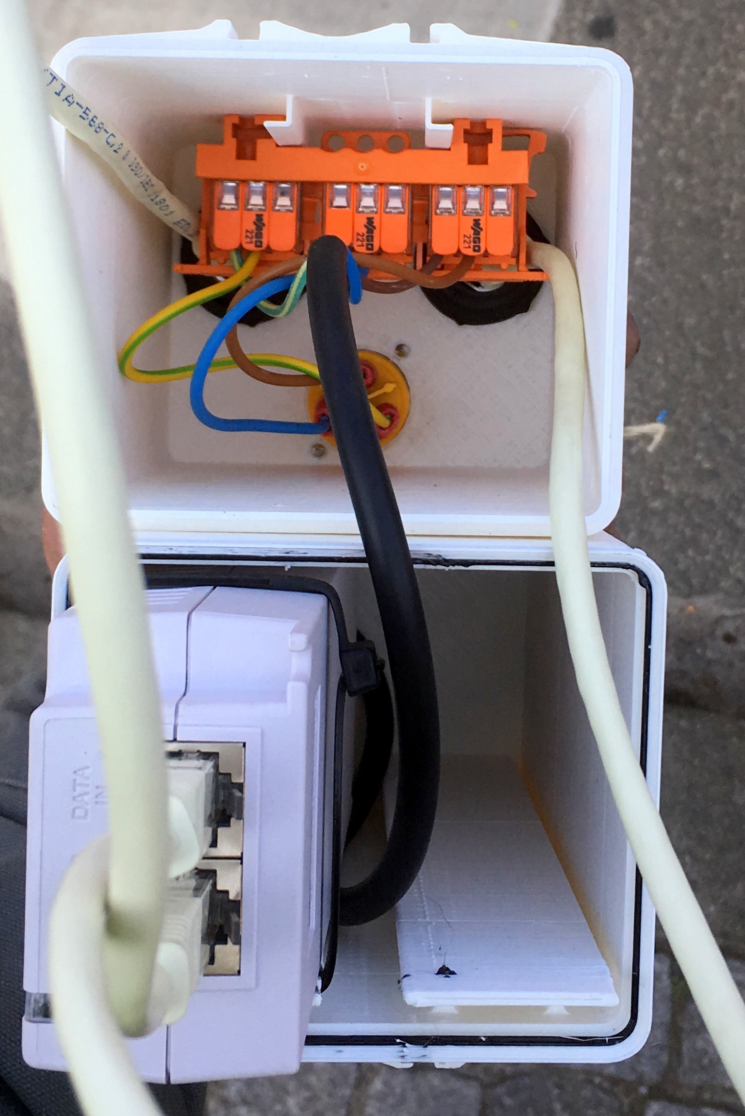 NetcamCenter Installationsbox Dual PoE
